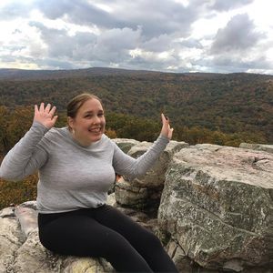 Meet your Posher, Sara